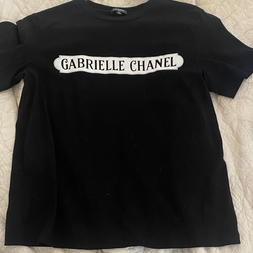 Gabrielle Chanel Black Shirt